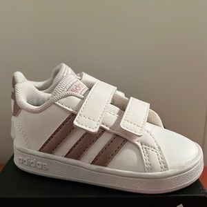 Adidas Grand Court 1 Sneakers